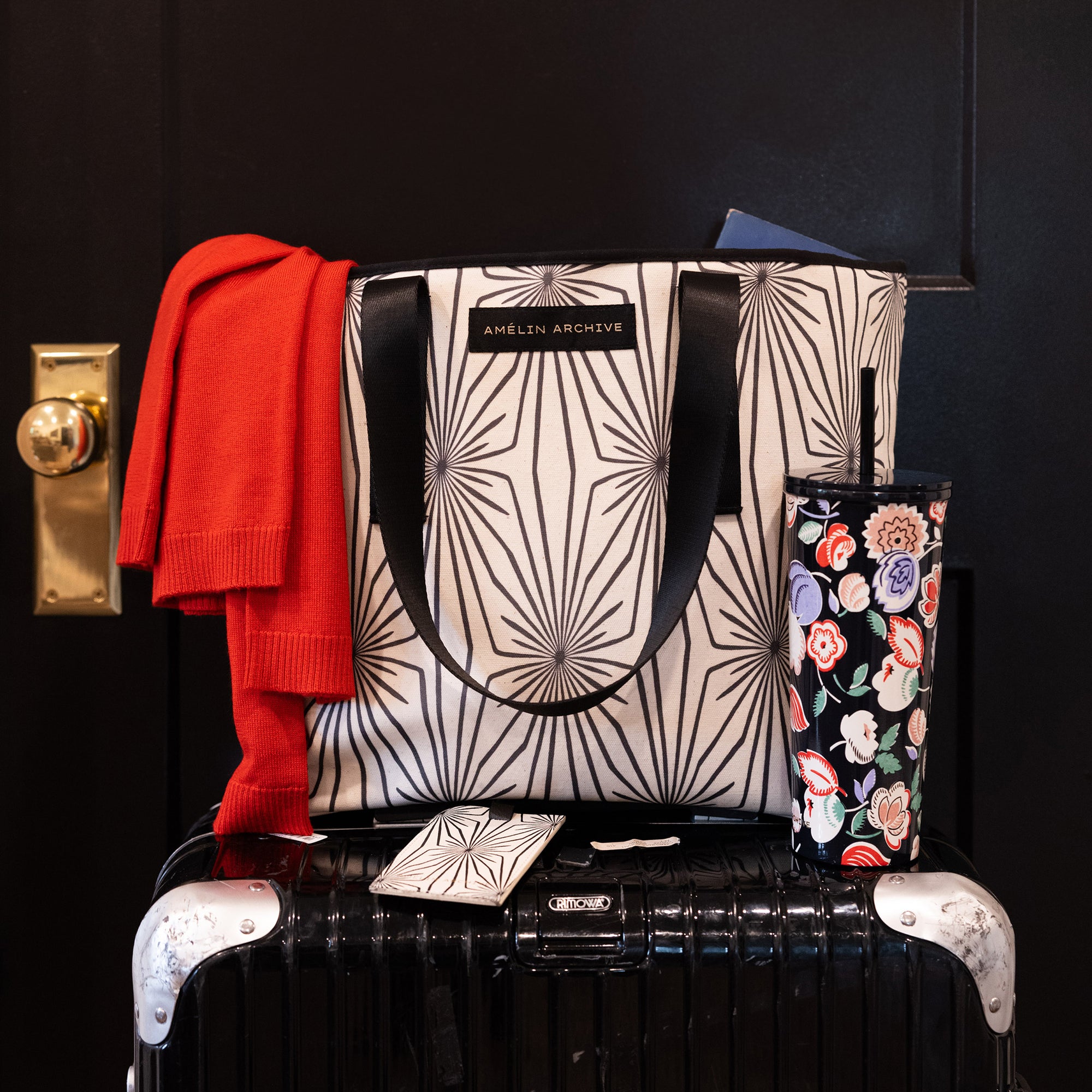 Everyday Tote, Composition