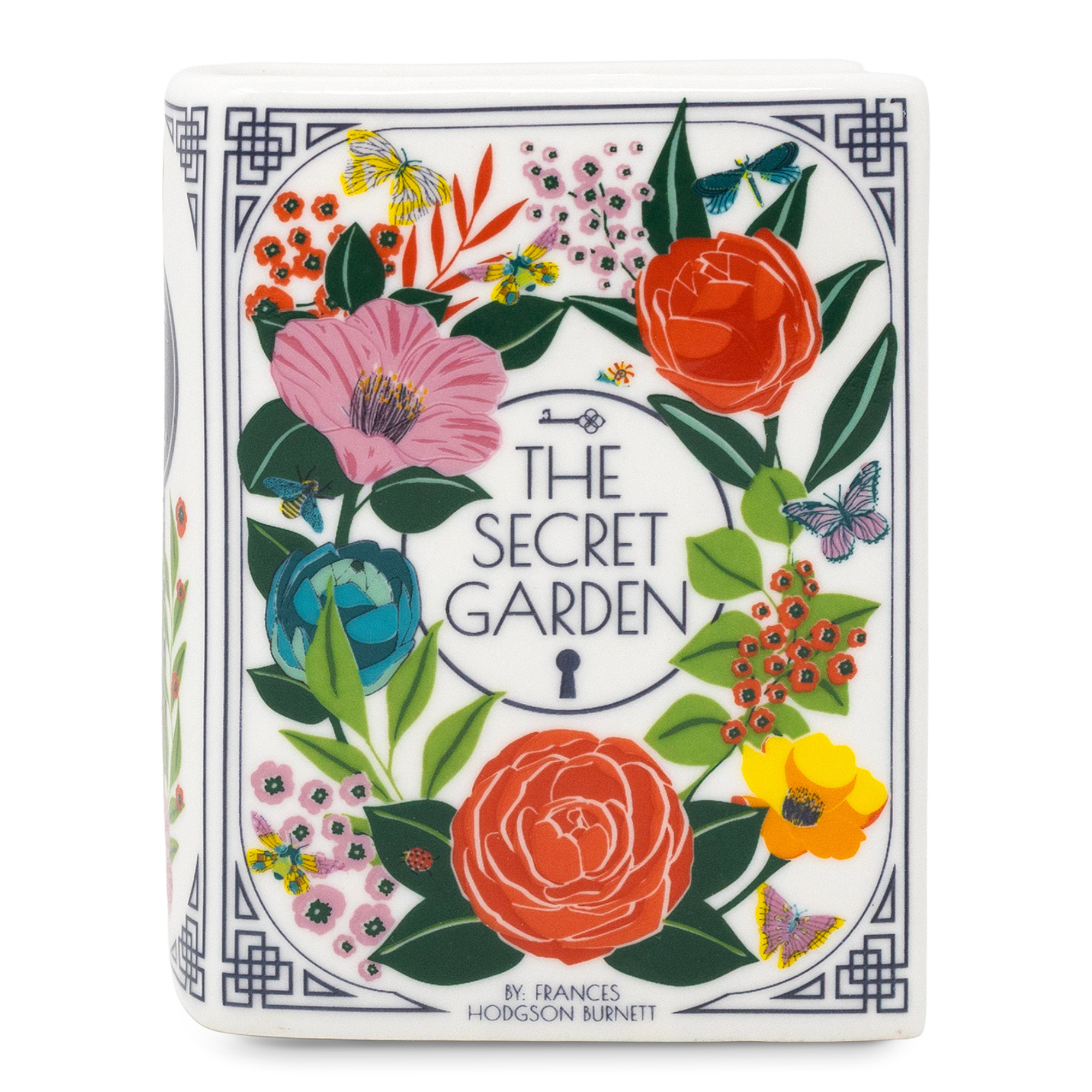 Floral design book cover with &#39;The Secret Garden&#39; title and author&#39;s name.