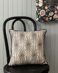 Pillow Dare to be Happy