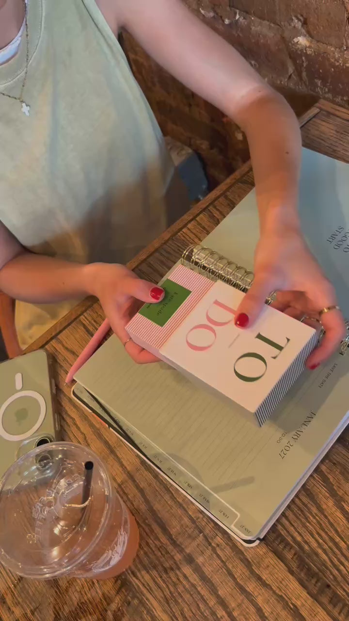 model filling out to-do card