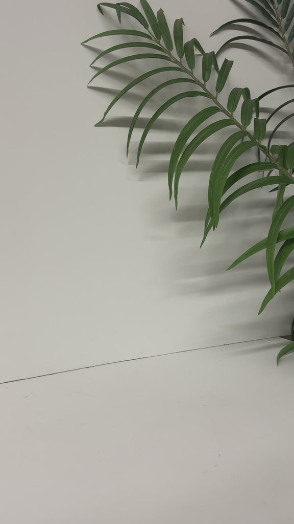 model showcasing pouches